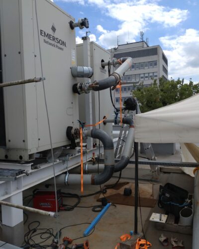 Spawana instalacja chłodu.