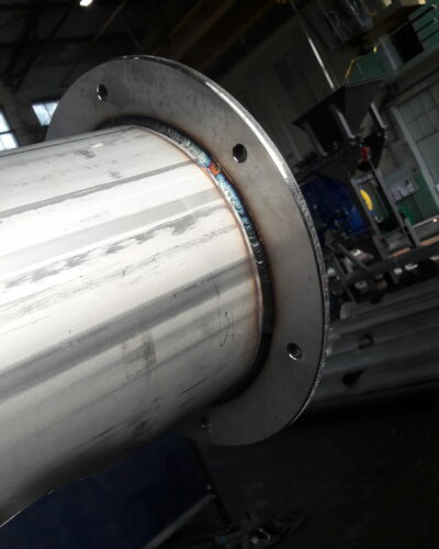 Spawany kołnierz INOX.